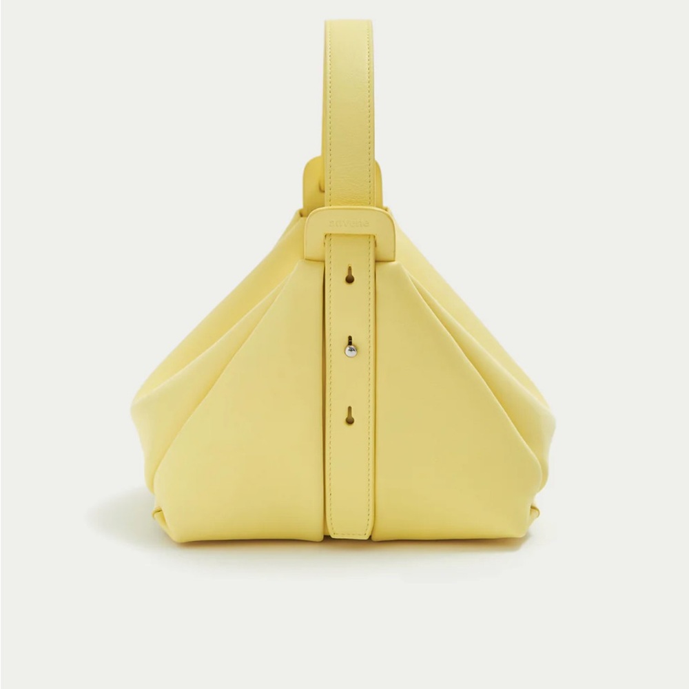 Advene Age Bag in yellow - like new with both straps.